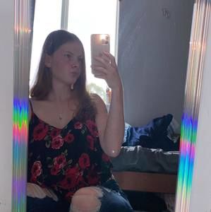 Meet your Posher, Natalie